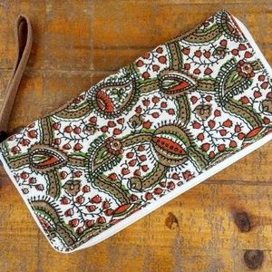 Canvas Print Wristlet with Elephant Logo